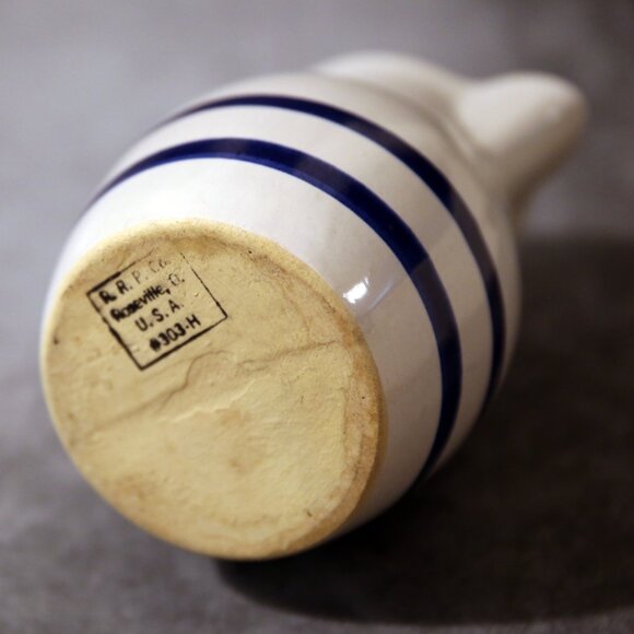 Vintage Robinson Ransbottom Pottery Pitcher Blue and White - Picture 13 of 13